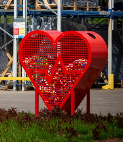 Serce na nakrętki plastikowe